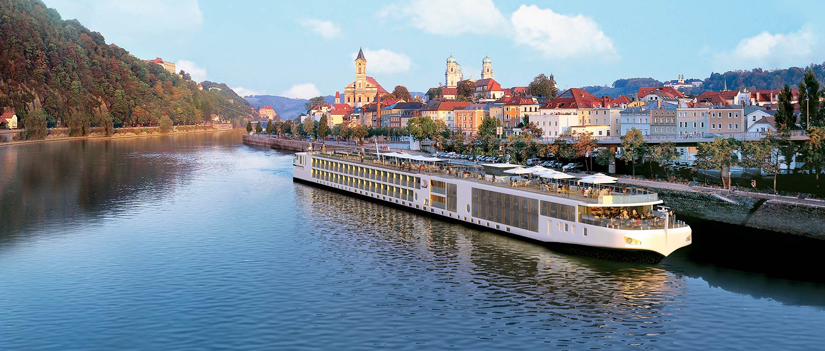Read more about the article An Enchanting Overview of River Cruising