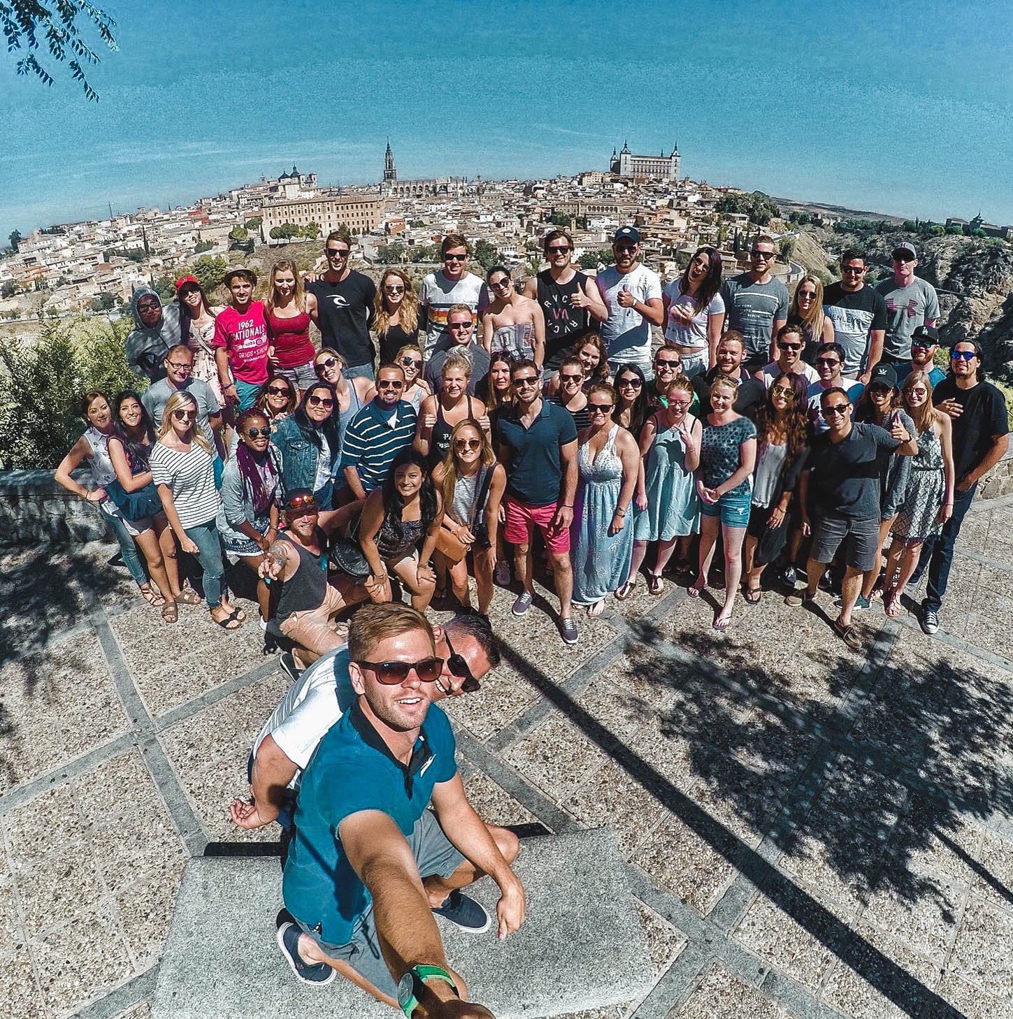 Read more about the article Adventure and Friendship: Teens Traveling Europe with Contiki Tours