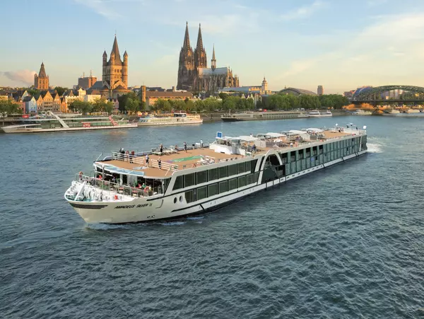 Read more about the article Exploring the Charm of Dutch and Belgian River Cruise with Lüftner Cruises (Amadeus River Cruises)
