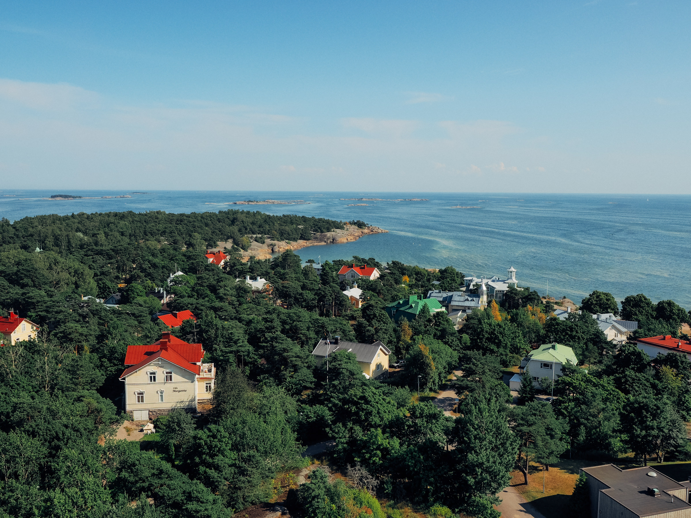 Read more about the article Finland’s Enchanting Aquatic Cities: Discovering Unique Gems on the Water