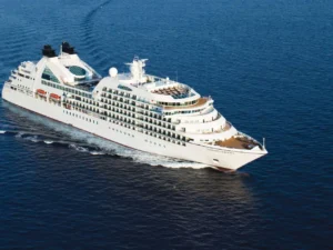 Read more about the article Northern European Cruise Choices with Seabourn Cruise Line: Exploring the Unspoiled Beauty